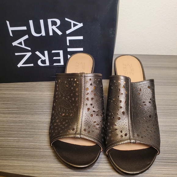 Naturalizer Charlotte Wedge. New in Box. Size 10 charcoal - Picture 2 of 6